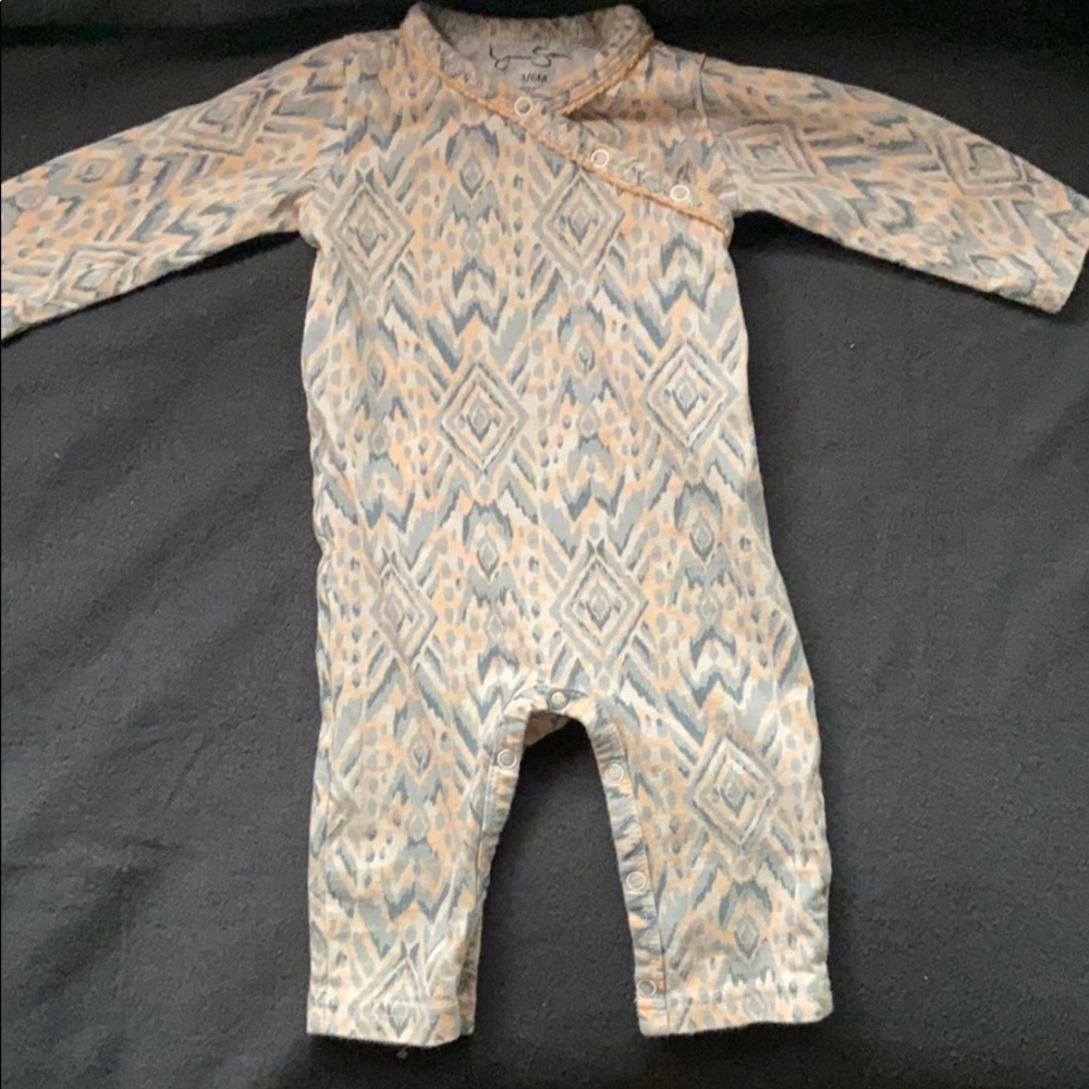 Jessica Simpson body suit